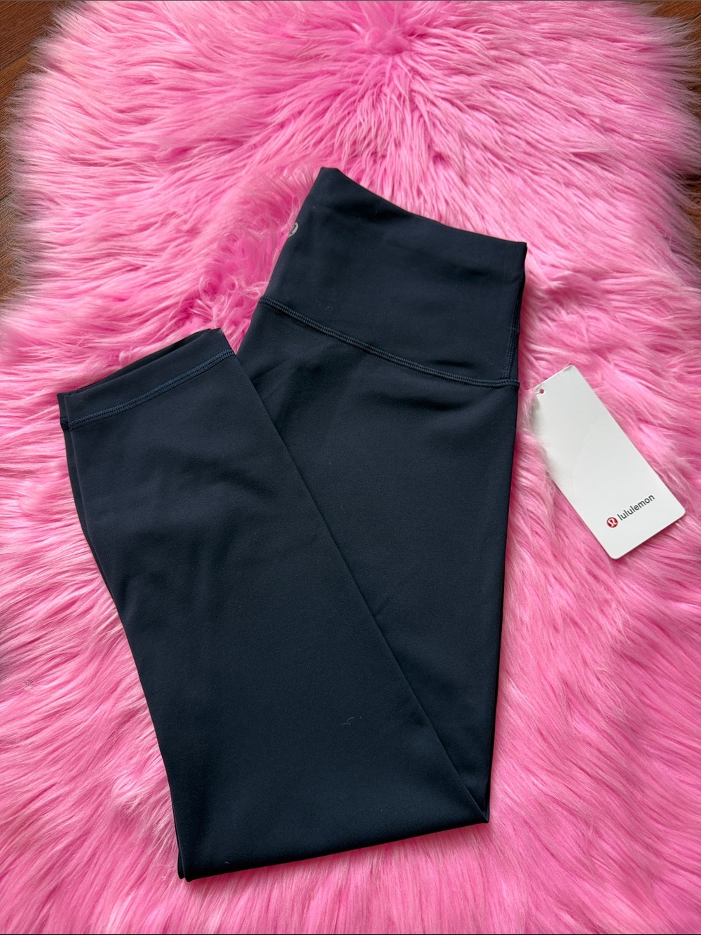 LULULEMON Size 10 Wunder train HR crop 23” true navy NWT